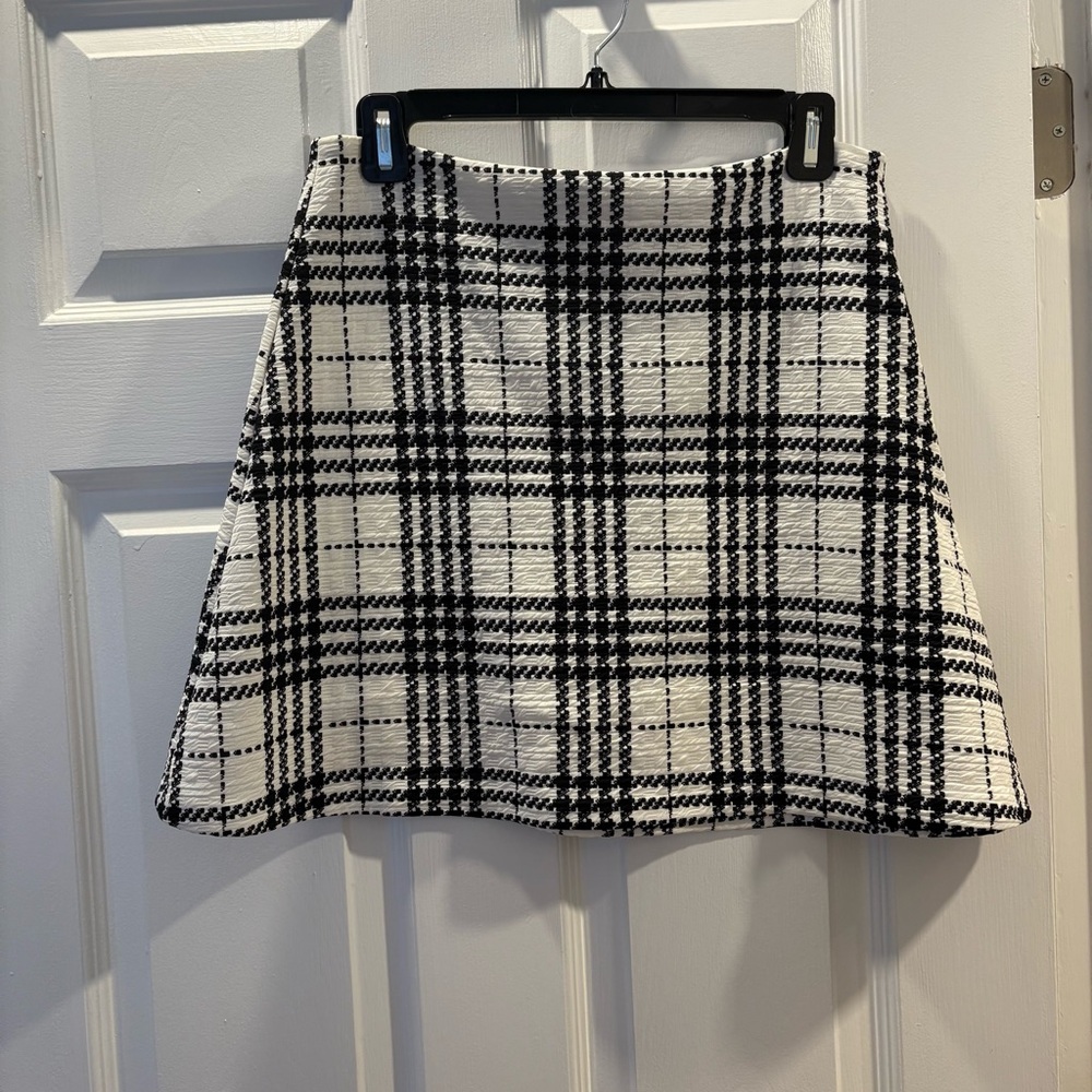 NWOT Necessary Objects Classic Black and White Plaid Skirt